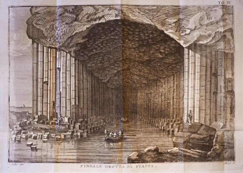 The trials and hardships the travellers’ clothes had to withstand during the round trip of Scotland and Iceland can be seen in this illustration, ‘Fingal’s Cave on Staffa’, the island to the west of the Isle of Mull. It is possible that the travelling gentlemen during their visit, late summer and autumn of 1772, each acquired a sturdy woollen coat which protected their other clothes; furthermore, woollen fabrics are unrivalled in dirty, damp and cold environments. (Illustration: Troil, Uno von, Bref  rörande en resa till Island. Uppsala 1777, p. 281, Tab. IX). 