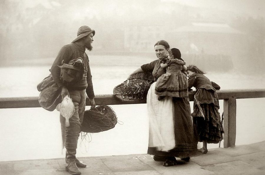 It is hard to get a glimpse of the oilskins worn by the fishing community in Whitby on the numerous photographs by Frank Meadow Sutcliffe, but this family portrait in 1889 is a rare example showing the oilskin jacket under the fisherman’s arm. (Photo: Frank Meadow Sutcliffe).