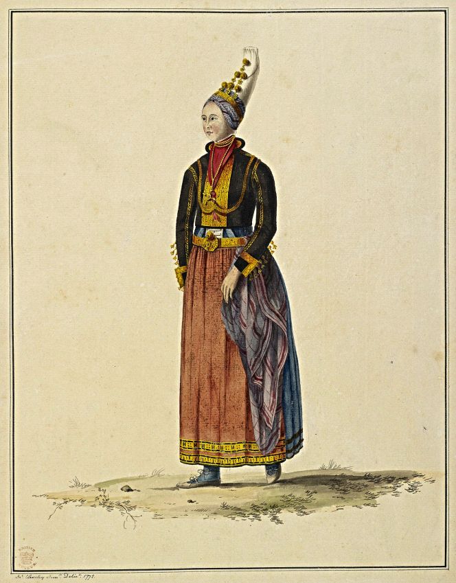 To be compared with that Joseph Banks let John Cleveley the Younger – one of the three artists on the expedition – make this beautiful ‘Drawing of an Icelandic woman in her bridal dress’. This hand-coloured drawing shows the wealthy woman’s traditional costume during their visit in 1772, with a rich selection of gold jewellery, including a long chain around the neck with a cross-style pendant, the traditional head-dress, a large-size handkerchief and a red apron. (Courtesy: British Library, London. Drawings from Sir Joseph Banks’ Voyage to the Hebrides, Orkneys, and Iceland. No: Add. 15512, No.17. Wikimedia Commons).