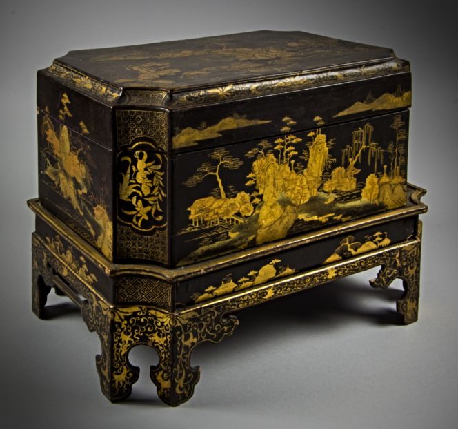 Sewing box of dark lacquered wood with gold decorations, 1750-1800. This well-preserved object includes a number of smaller boxes of the same design and a pincushion of green silk, it was probably imported to Sweden during this period from Canton (today Guangzhou) via the Swedish East India Company trade. The box is a good comparison to the inventories, list of shares, correspondence and other documents preserved from the Piper family. A family who not only hold shares in this profitable trading Company, but also repeatedly listed or mentioned East India goods in various documents – lacquered objects seem to have been some of the most sought after pieces together with silk fabric of various qualities. (Courtesy: The Nordic Museum, Stockholm, NM.0094284, Digitalt Museum).
