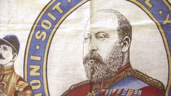 Close-up of the new King – Edward VII – 1901. This commemorative cotton cloth is measuring  79×90 cm. (Owner: Whitby Museum, SOH598). Photo: The IK Foundation, London.