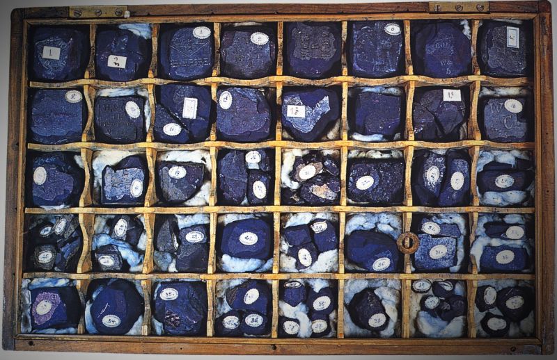 Sample box of indigo, imported from Guatemala, Java and India by S. Schönlank, Berlin 1756. This unique sample collection of indigo demonstrates the multitudinous and specialised nature of that sought-after commodity for the dye-works in Europe. It is also noticeable, that even if Johan Peter Westring promoted the use of lichen for natural dyes in Sweden, imported indigo was needed in the several receipts for green and blue colours. In such cases, he recommended to use ‘the best sort of indigo’. (Courtesy: Deutsches Textilmuseum, Krefeld, Germany no. 16044).  