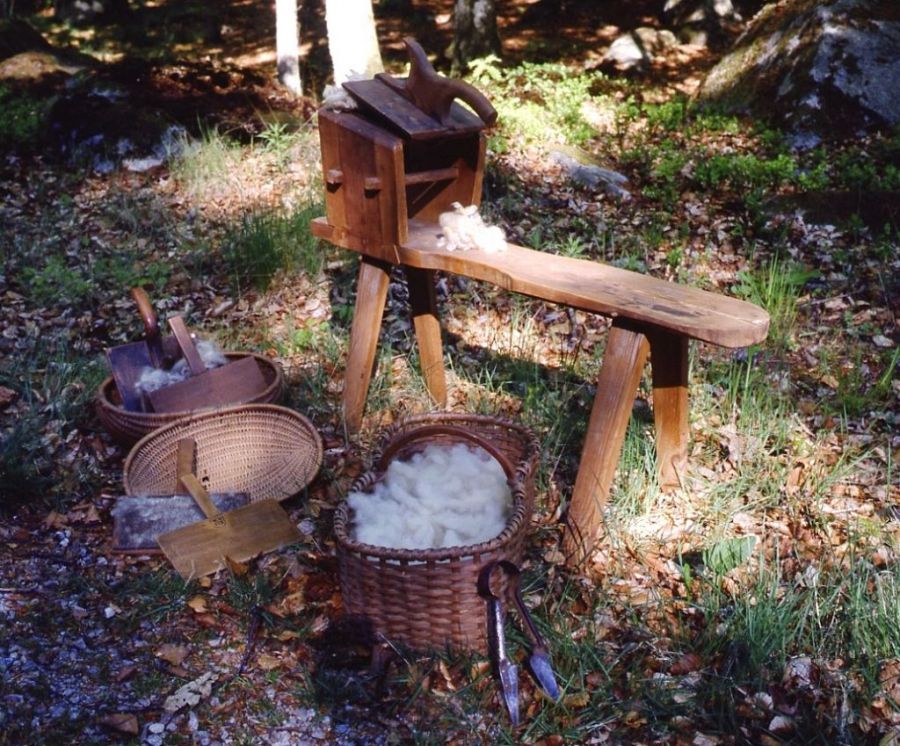 Tools for wool preparation with hand carders and a so called ‘scrub-stool’.  (Owner: Bjärnum hembygdsförening). Photo: The IK Foundation, London.